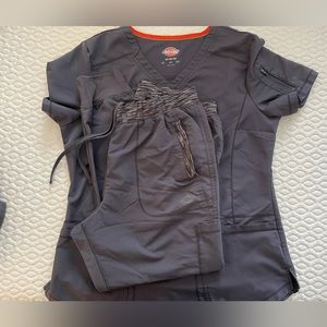 Dickies scrub set